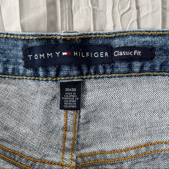 ๐ 2 for $20!! ๐ Menโs Tommy Hilfiger Classic fit Jeans - Picture 14 of 15
